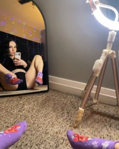 💋 Lil Petite Freak 🫦 Facetime Shows / Content Bundles ( B/G / Solo ) / Onlyfans - 1