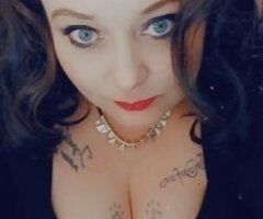 my curvy body and thick thighs & get lost in my eyes! - Image 4
