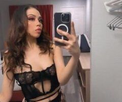 Foreign Latina Ready for the best play - Image 9