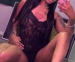 Come and play in my Tropical paradise 🌴👅 and take a trip to somewhere you can be free 🦋 come have a night of pure relaxation and sexual pleasure..your wish is my command😋 - Image 2