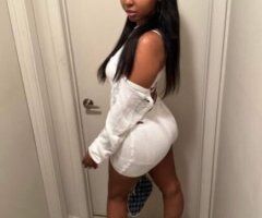 Come and play in my Tropical paradise 🌴👅 and take a trip to somewhere you can be free 🦋 come have a night of pure relaxation and sexual pleasure..your wish is my command😋 - Image 5