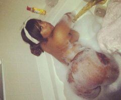 😘BARBIE PRETTY THICK ASS THE SQUIRTING QUEEN !!!!INCALL SERIOUS INQUIRIES ONLY!!!!! - Image 2