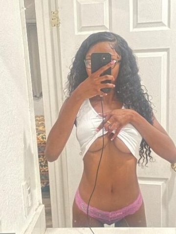 NEW 19YO CALI BABE HERE 🙀🏝💙 100lbs VERY PETITE BABE✨CALIs TOP CHOICE 🥇👠B͜͡E͜͡S͜͡T͜͡ I͜͡N͜͡ T͜͡O͜͡W͜͡N - 1