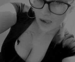 Cum SEE this SEXY lil HOTTIE - Image 5
