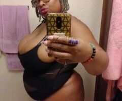 BBW SQUIRT SEEKING MAN - Image 1