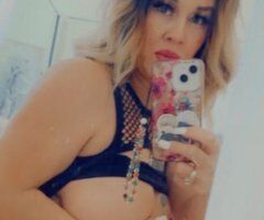 Busty Wet Hottie💦 💋💋💋Ready to please 👅 - Image 3