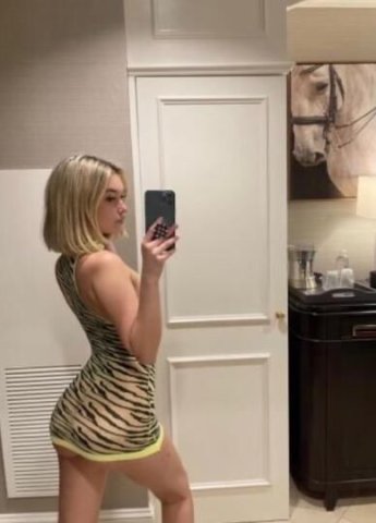 Here Visiting 😍😍 lets get together available now - 1