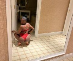 Beautiful Kayla T - Image 2