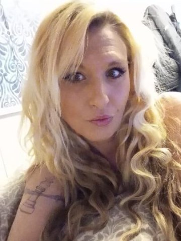 sexiest bitch in town - 1