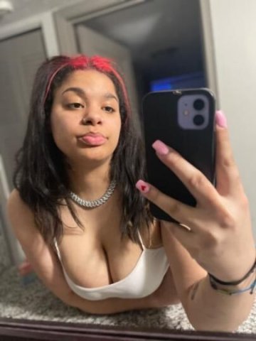 SEXY💞SLIM💋TIGHT💎Pretty Lightskin GODDESS 👑 - 1