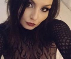 Tucson escorts - Brunette Bombshell and bubbly blonde seeking Generous Gentleman!!! AVAILABLE NOW!!!!