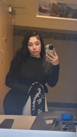 Layla back in town ready to make you BUST💦💝 - 1