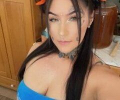 Roseburg escorts - slim thick submissive 💦💦💦