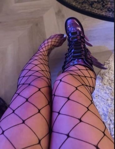 your ultimate fantasy, all natural Latina - 1