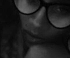 Philadelphia escorts - CHOC/ EXOTIC HEAD SPINNER