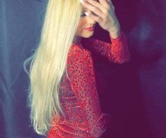 blonde pretty face slim waist - Image 3