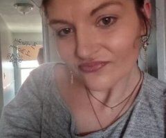 Cleveland escorts - 🙋♀👋Cum take a load off w/BreeZy🌋🌀🌬tite, 💦, 🧼sexy 💣💥pussy n BOSS top💯💋