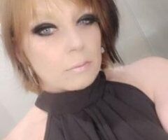 Jacksonville escorts - Natural Redhead - Curvy Cougar