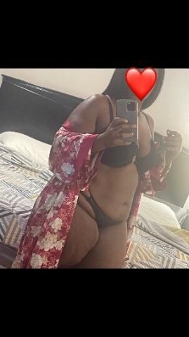 Available TONIGHT come watch this ass clap daddy 💋 - 1