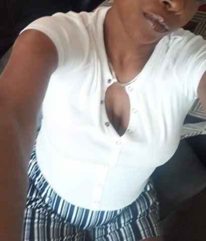 ebony beauty - 1