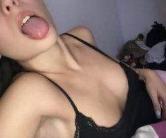 I am available now💕Horny Tight Pussy 💕NEED FOR HOOKUP💕InCall/OutCall And Carcall 💕Available 24/7Hey - Image 1
