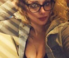 Spokane escorts - bombshell babe lonely needs company