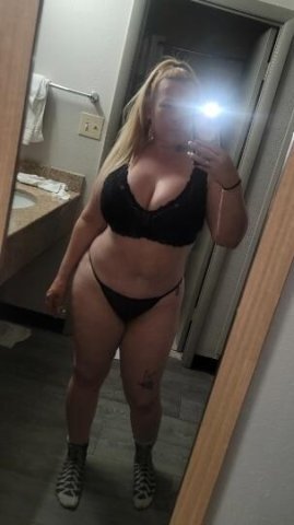 Big, BIG B👀Bs! ✔ Blonde Hottie 💯💯 Real Photos 📸 📷 - 1