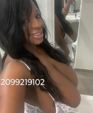 Cinco de mayo show satisfaction guaranteed cum bust between my big black natural 44 j titts - 1
