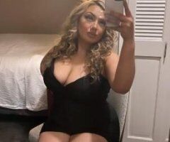Sexy thick Latina - Image 6