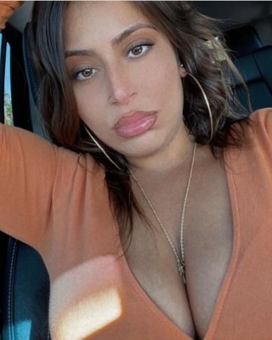💦💦 Tight, Wet and Thick 💦💦 Your Favorite Assyrian Girl 💦 Lets Have Some Fun 💦💦 - 1
