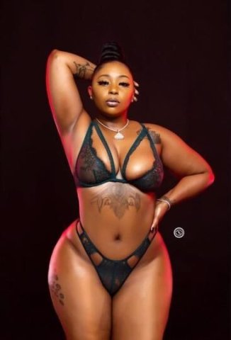 Sexy Hot Cali Girl Ready To Party - 1