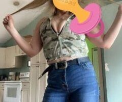 BACK 😘 FROSTY 💦 inn inns inns 🏖 - Image 2