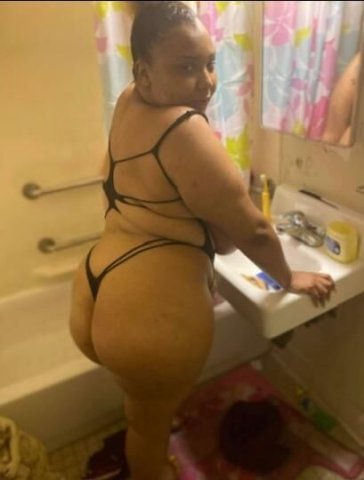 THICK IN ALL THE RIGHT PLACES 🔥👅 AND FREAKY AT ALL THE RIGHT THINGS 🔥🦾😘 COME BE THE JUDGE 👅👅👅 - 1