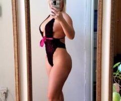 Long Island escorts - SEXY BLOND beautiful russian girl providing body rubs today