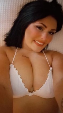 Wetlikewater💦fullitalianbeauty🍑slimthickfatass😜💋 - 1