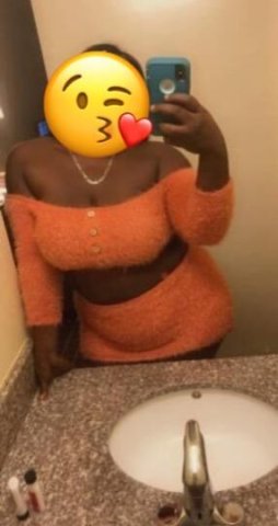 INDEPENDENT FREAKY GIRL - 1