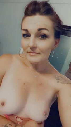 Its Friday Fuck Day! lol hit me up lets fuck baby🚨 - 1
