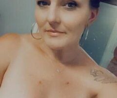 Farmington escorts - Its Friday Fuck Day! lol hit me up lets fuck baby🚨