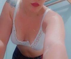 Juicy white girl with a FAT kitty 😘❤‍🔥🍑💯💦 - Image 2