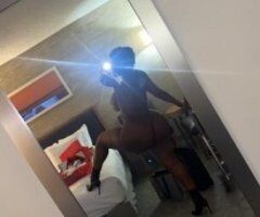 Hot Foxy Foxy 🍭🍬 - Image 2