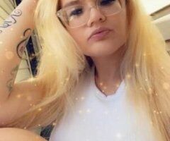 COME GET A TASTE OF THE SNOW 👸🏼💦💦 - Image 2