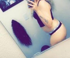 COME GET A TASTE OF THE SNOW 👸🏼💦💦 - Image 3