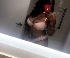 🚨🚨🚨 😘DONT MISS OUT 😌 BEAUTIFUL 😍BIG BOOTY🍑 SUNKISSED☀CALI TREAT👅 - Image 7