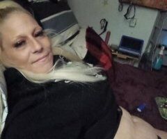 sexiest cougar around - Image 7