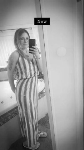 UPSCALE DISCREET GIRL NEXT DOOR - 1