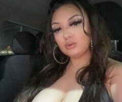 Sexy thick Latina - Image 4