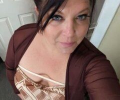 Lovely Lady Lookin For A Derby Date . Ask About My Derby Special🫦 👅🍆🩷 - Image 2