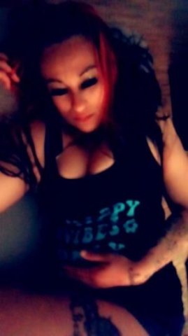 CURVY, KINKY WITH BEAUTIFUL EYEZ AND THICK JUICY THIGHS - 1
