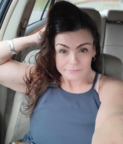 Sexy,MILF, at your service - 1