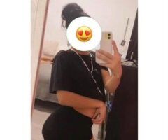 Samantha 😍😛🍑 - Image 2